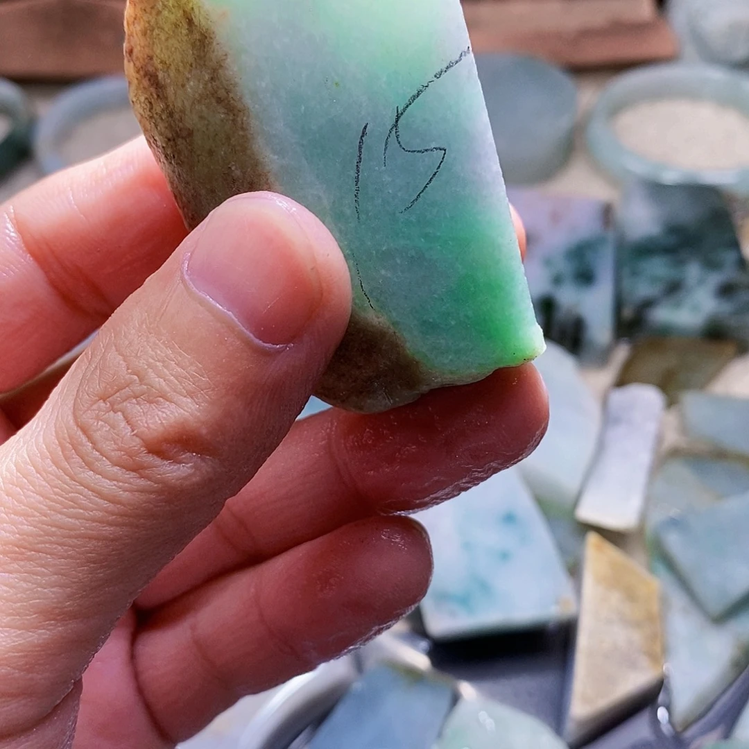 翡翠未镶嵌颈饰888