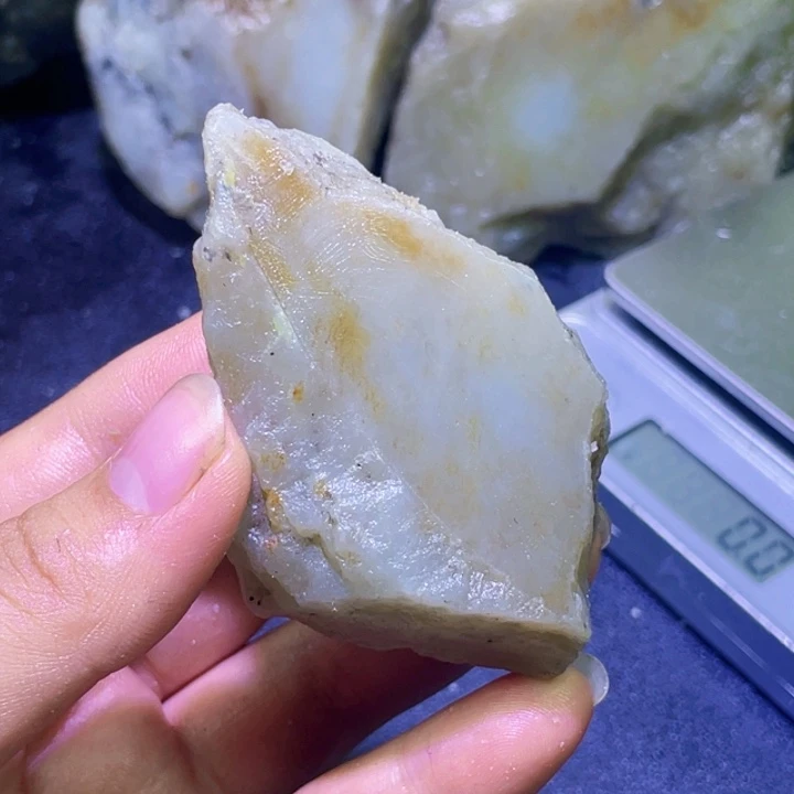 未镶嵌和田玉珠宝半成品