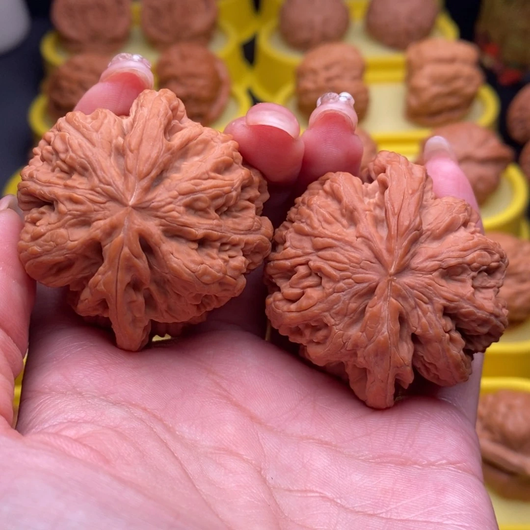 吊坠文玩核桃东**哥大粗筋47尺头茬