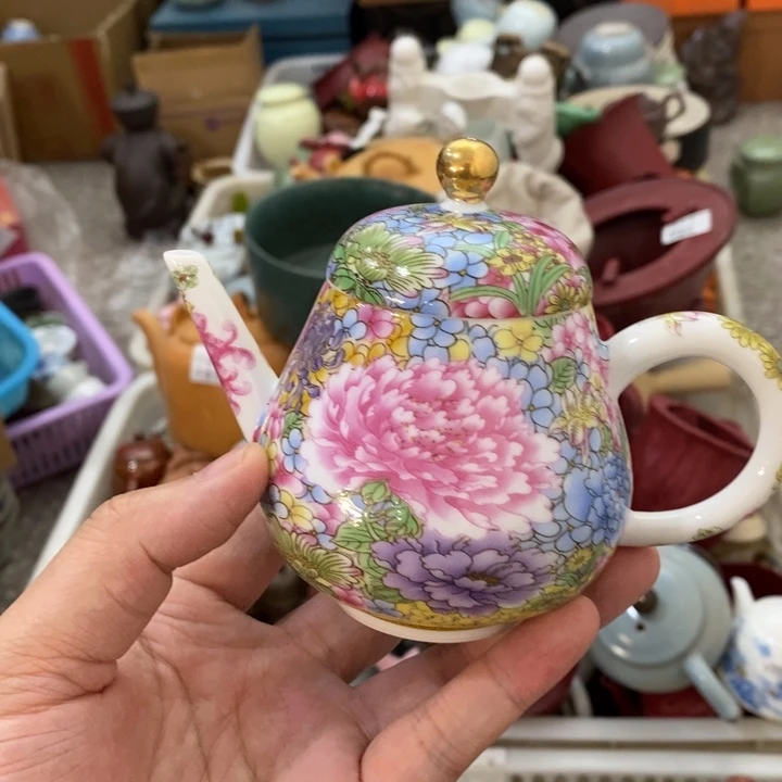 陶瓷艺术品及陶瓷壶