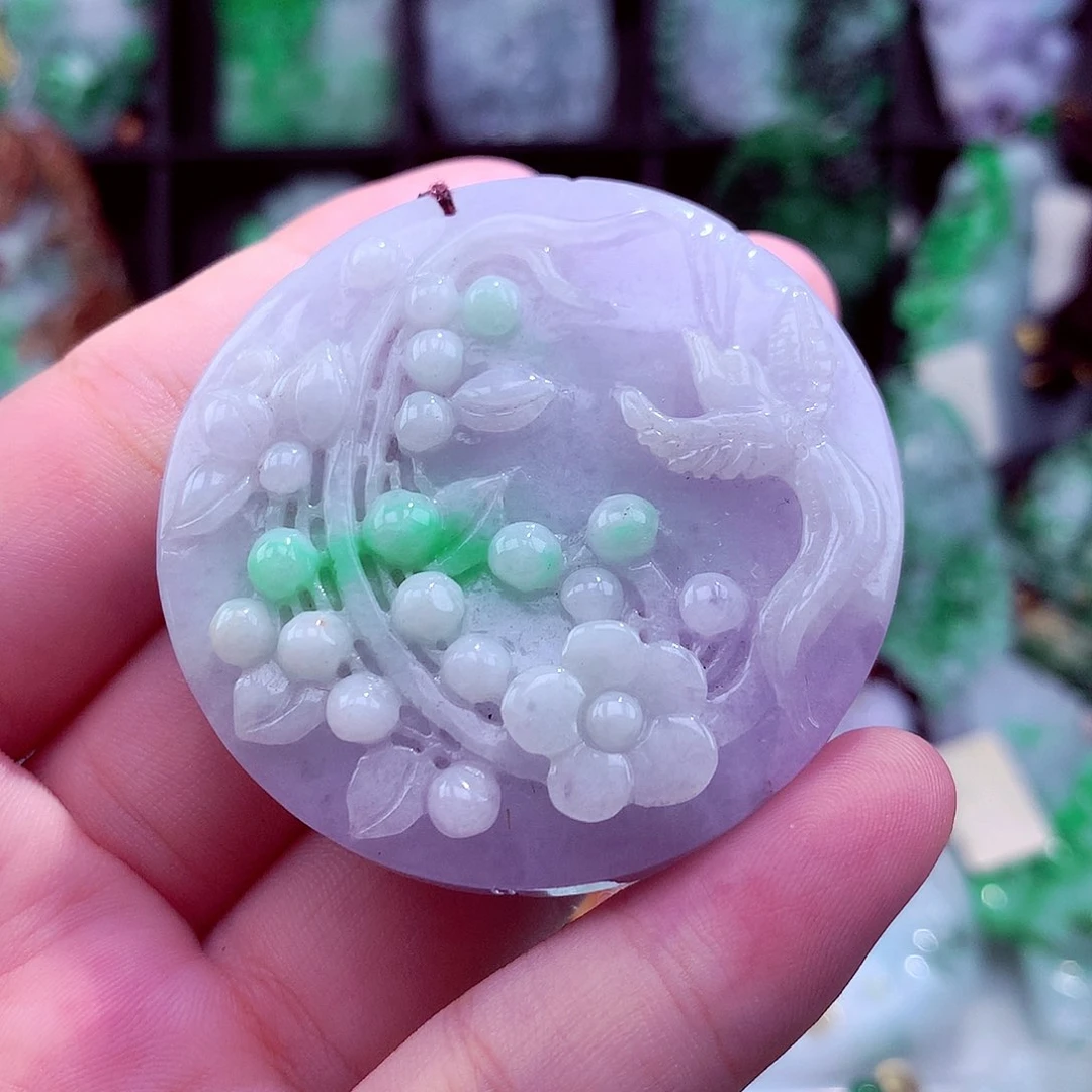 翡翠未镶嵌颈饰挂件