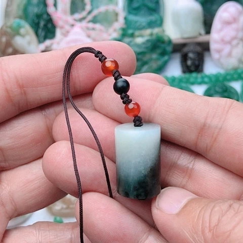 未镶嵌独山玉吊坠(不含链)