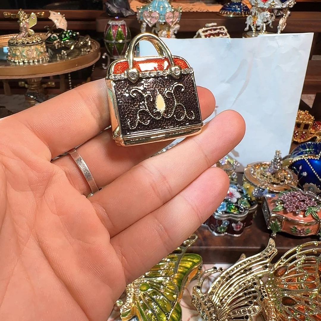手工制品请勿吹毛求疵