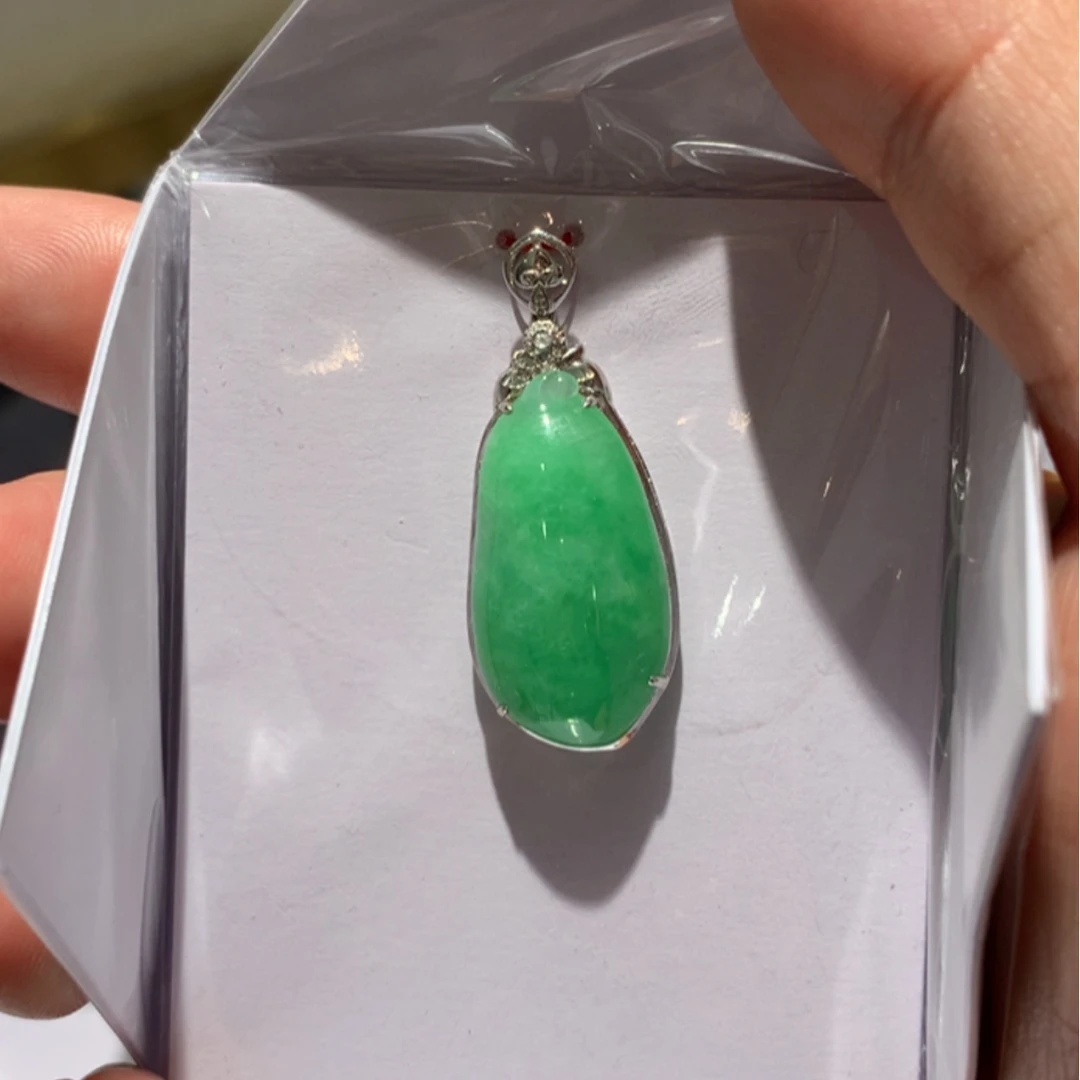 【闪购商品】翡翠颈饰18K金镶嵌翡翠首饰