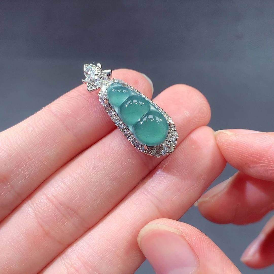 翡翠戒指未镶嵌翡翠