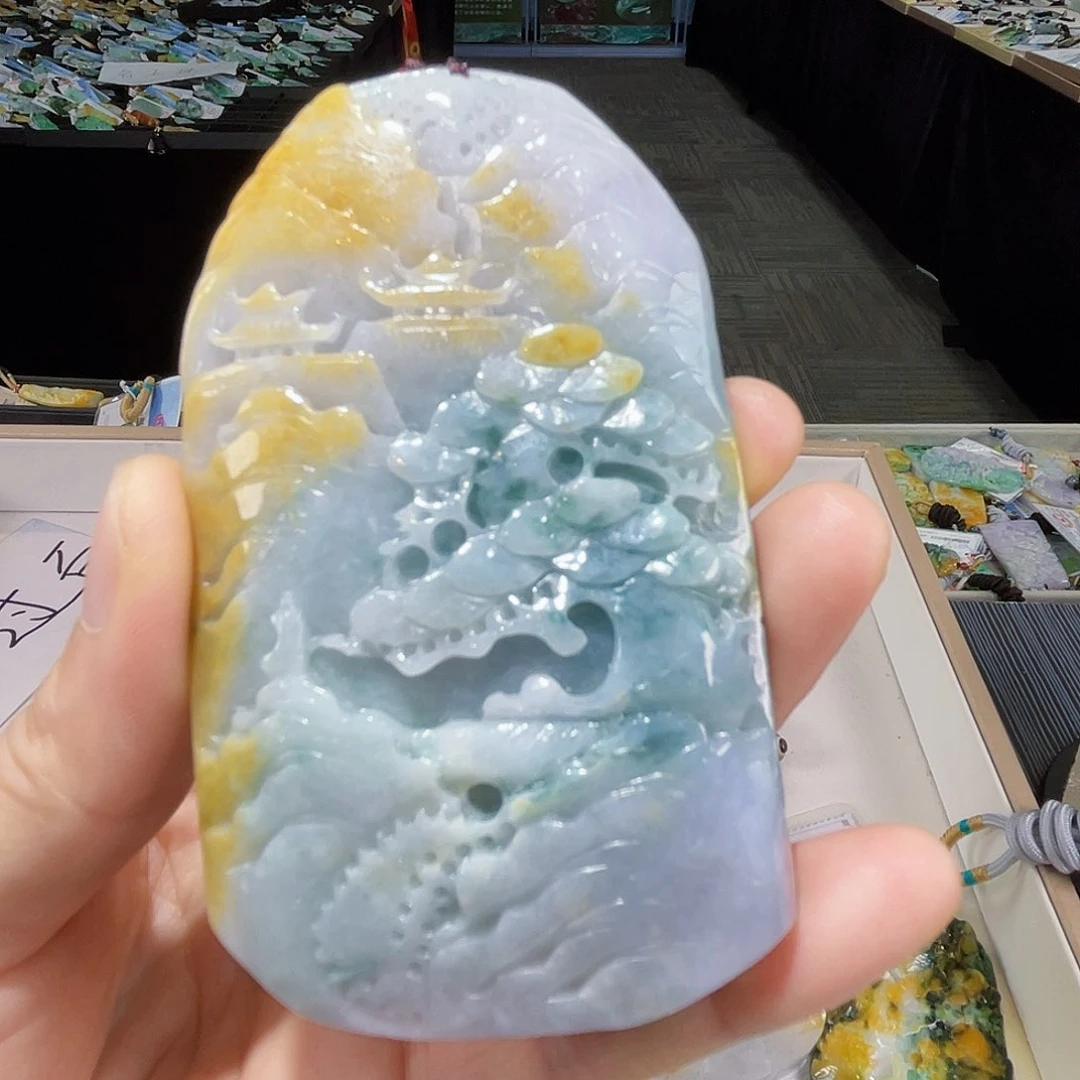 颈饰未镶嵌翡翠一
