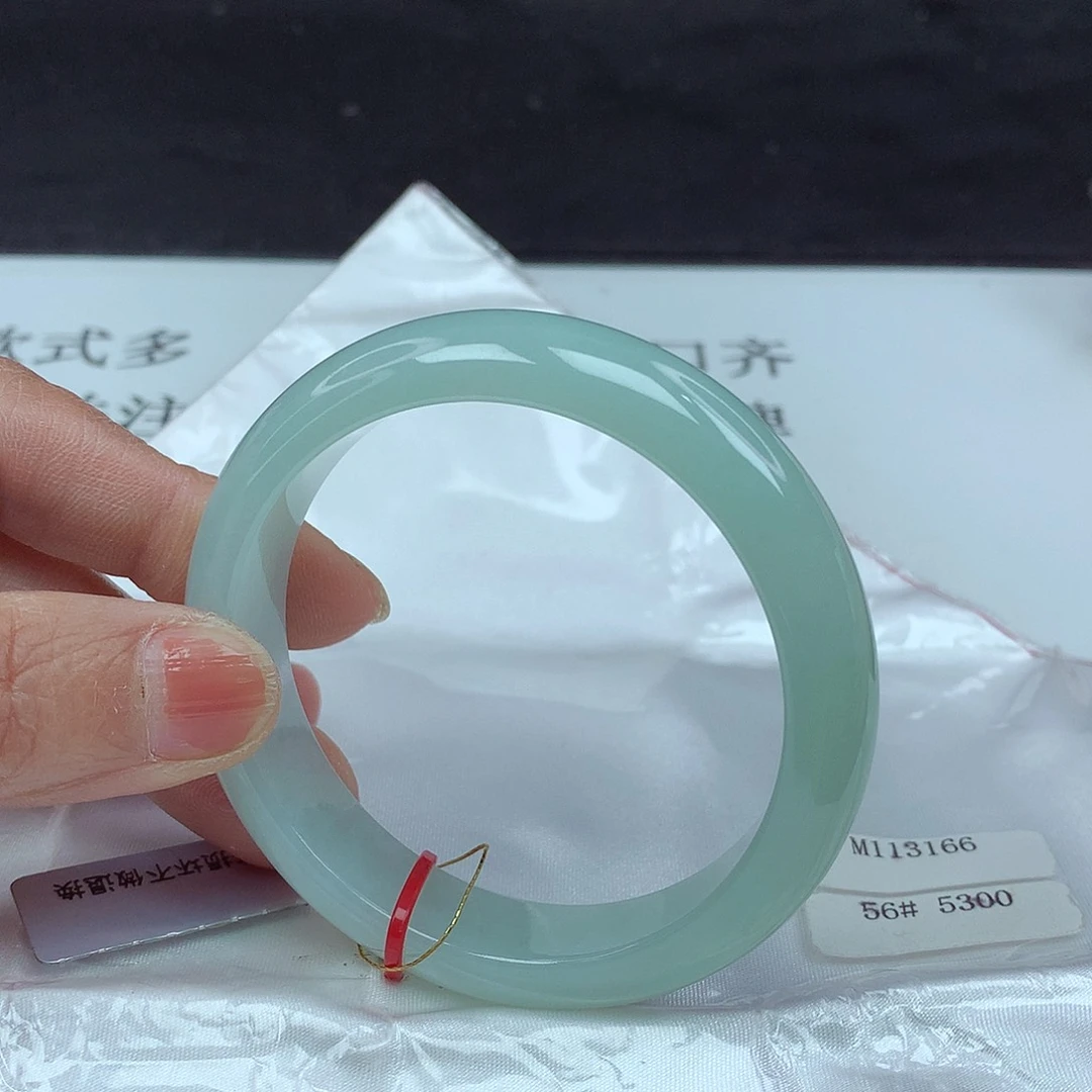 翡翠手镯未镶嵌56圈3166