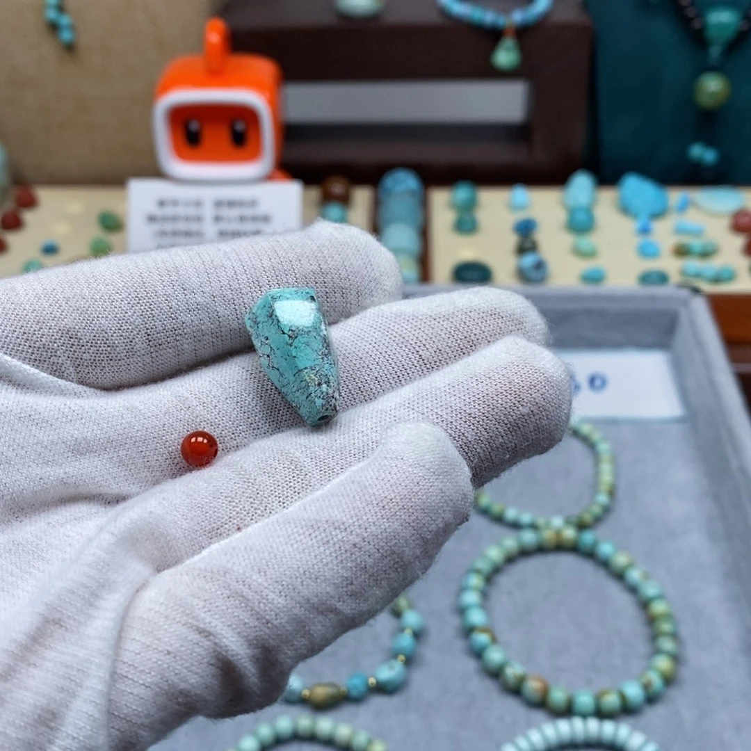 未镶嵌配饰南红玛瑙