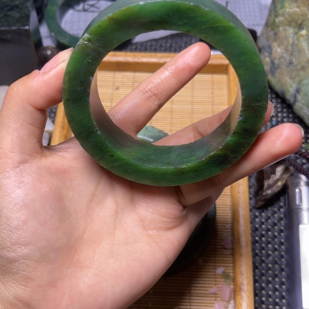 未镶嵌和田玉（子料）挂件用****8