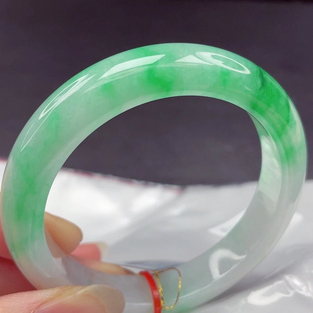 【闪购商品】未镶嵌手镯翡翠5657圈477