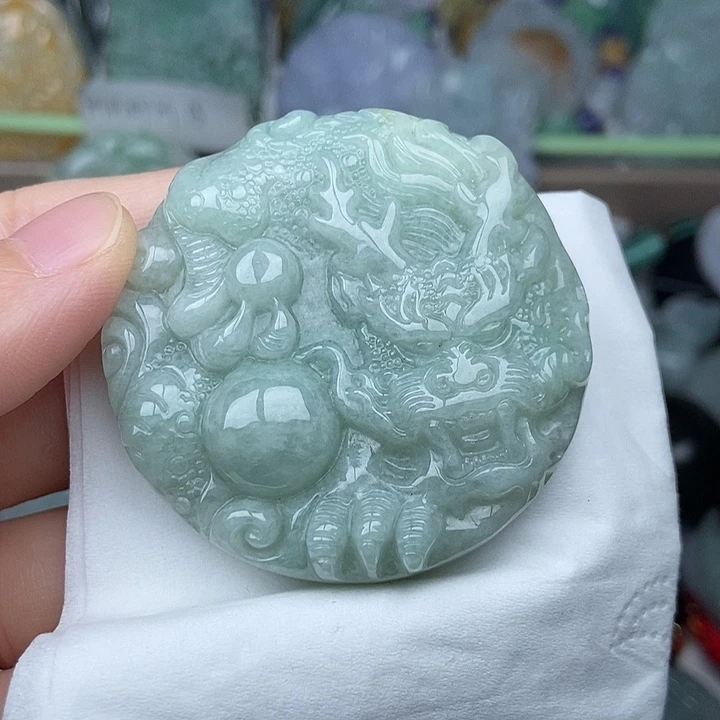 翡翠未镶嵌颈饰翡翠双面