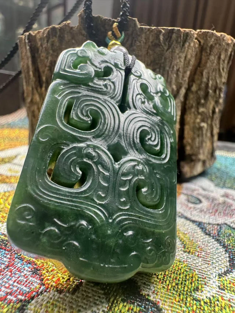 《抖音质检》精品和田碧玉平安玉石牌(集团宠粉)