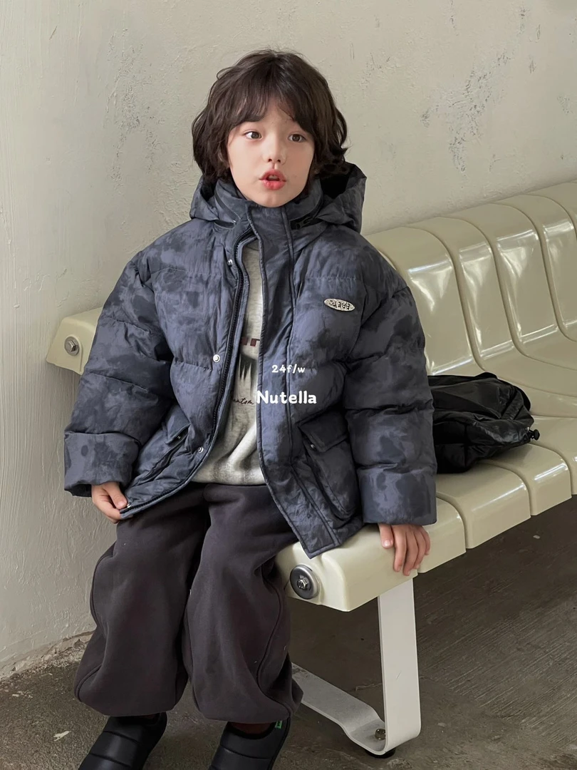 9122高端专享冬季羽绒服黑灰色