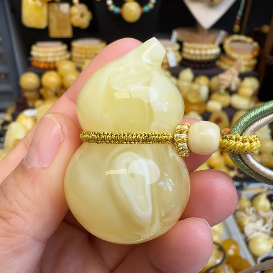 琥珀未镶嵌套链天然溶洞妖花蜜蜡葫芦吊坠