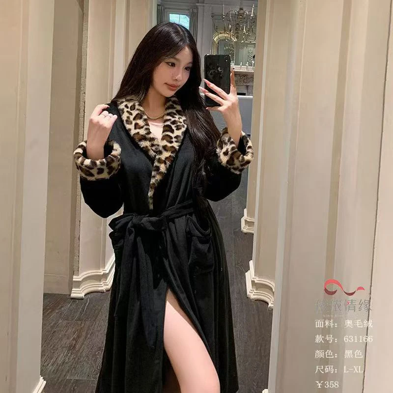 甜美居家气质轻奢高级时尚长款秋冬睡袍