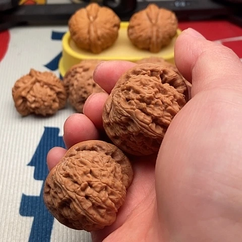 把件文玩核桃白狮子