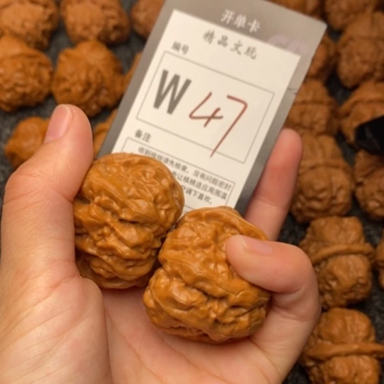 吊坠桃核九****福我是第一百41