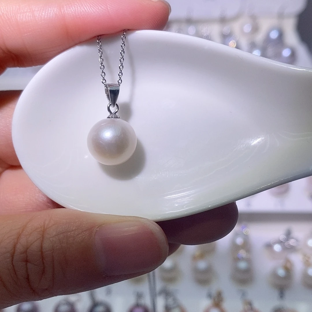淡水珍珠吊坠(赠链)银S925镶嵌尺寸10/11毫米