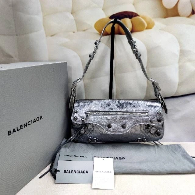 未使用/巴黎世家/C14039854727/[251223zbb]