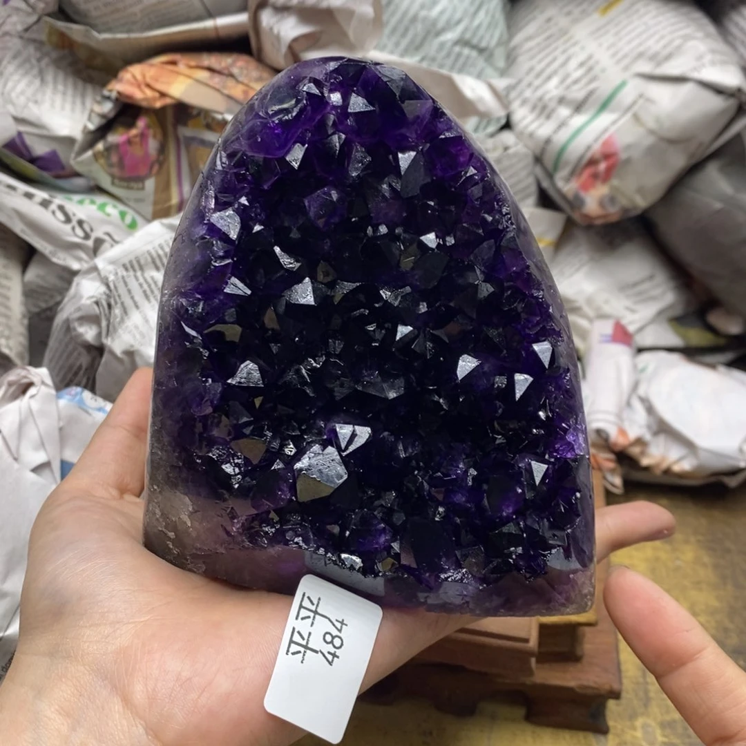乌拉圭未镶嵌紫晶