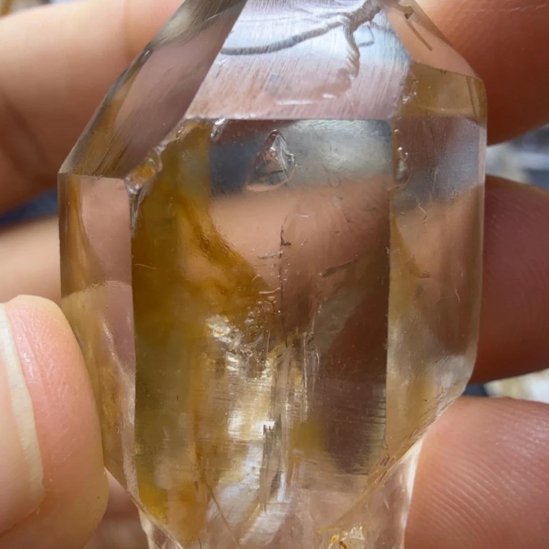 石材闪灵水晶带水胆