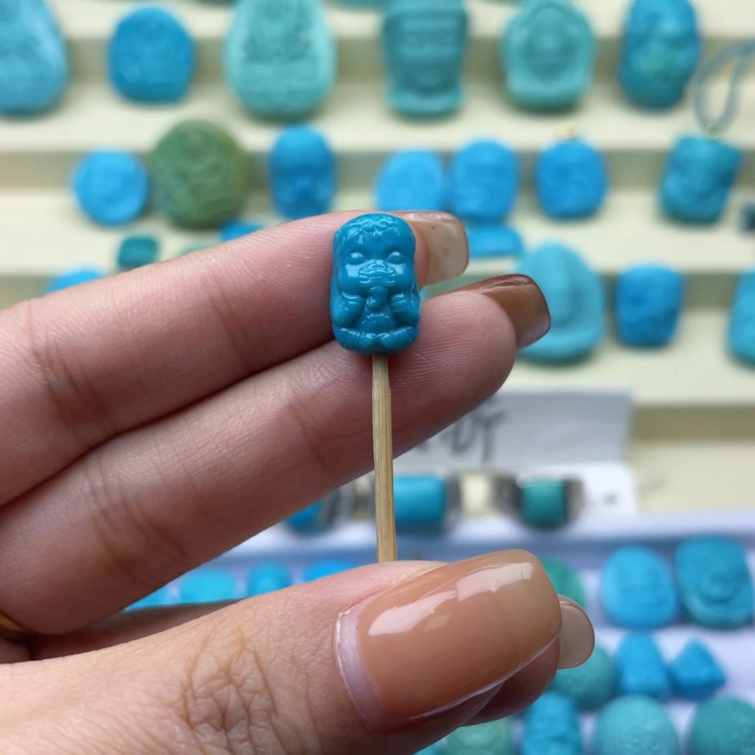 绿松石雕刻未镶嵌