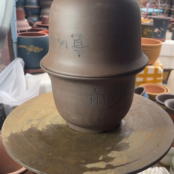 紫砂宜兴紫砂花盆25+25平角金钟