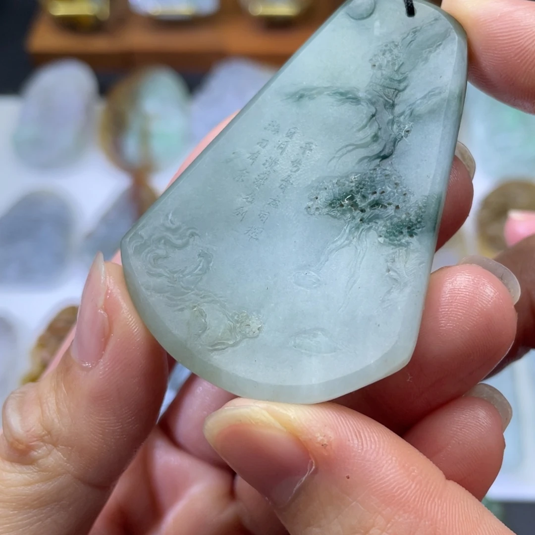 定制翡翠未镶嵌山水