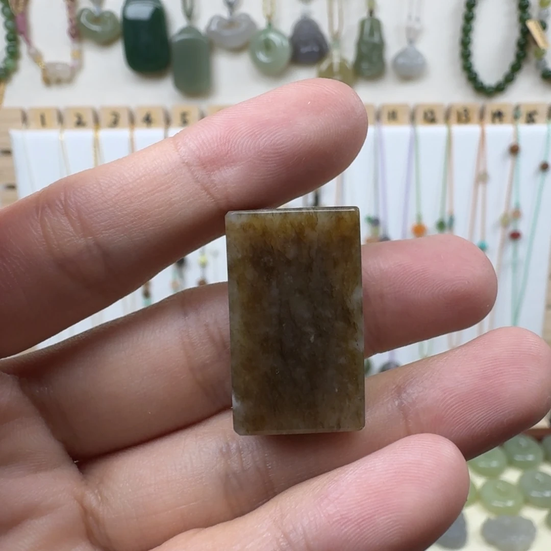 和田玉未镶嵌颈饰2号