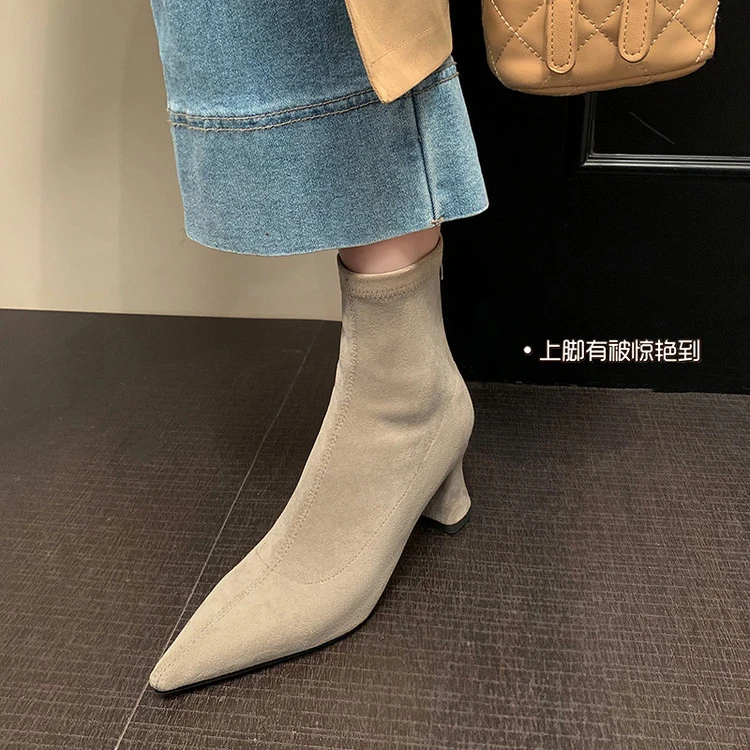 弹力靴高跟/袜靴秋冬2025年秋季简约粗跟纯色瘦瘦靴瘦瘦靴短筒