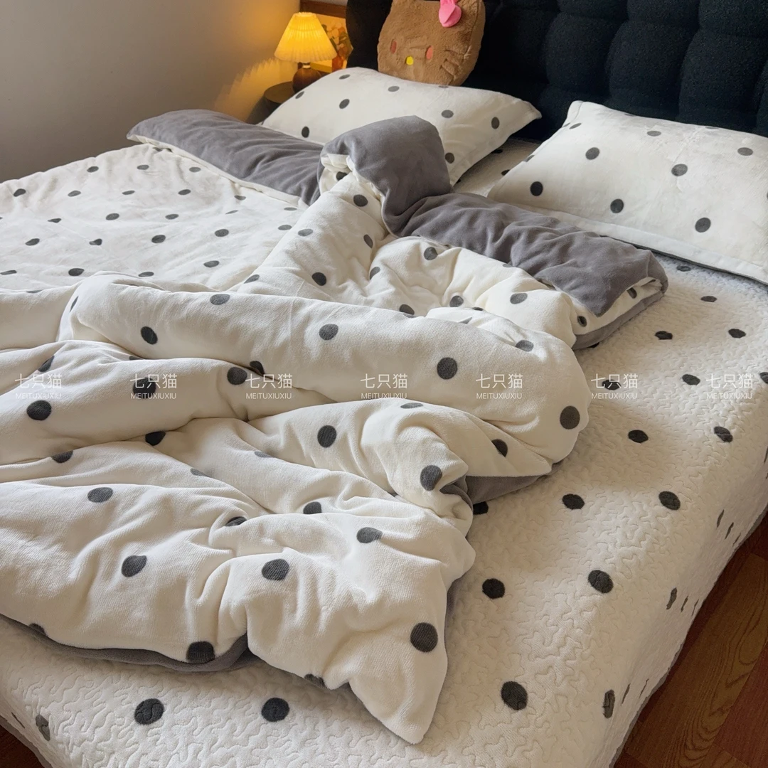 秋冬加厚牛奶绒床盖四件套床品套件柔软亲肤保暖冬季不静电