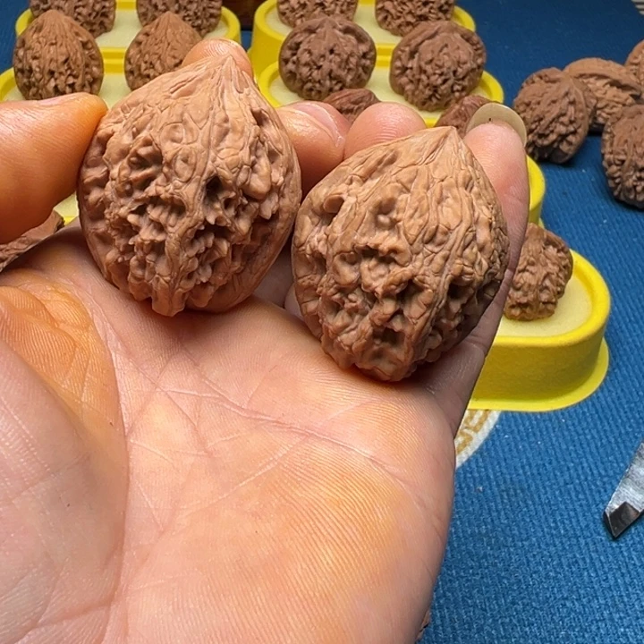 文玩核桃吊坠大沽石全品无修37尺