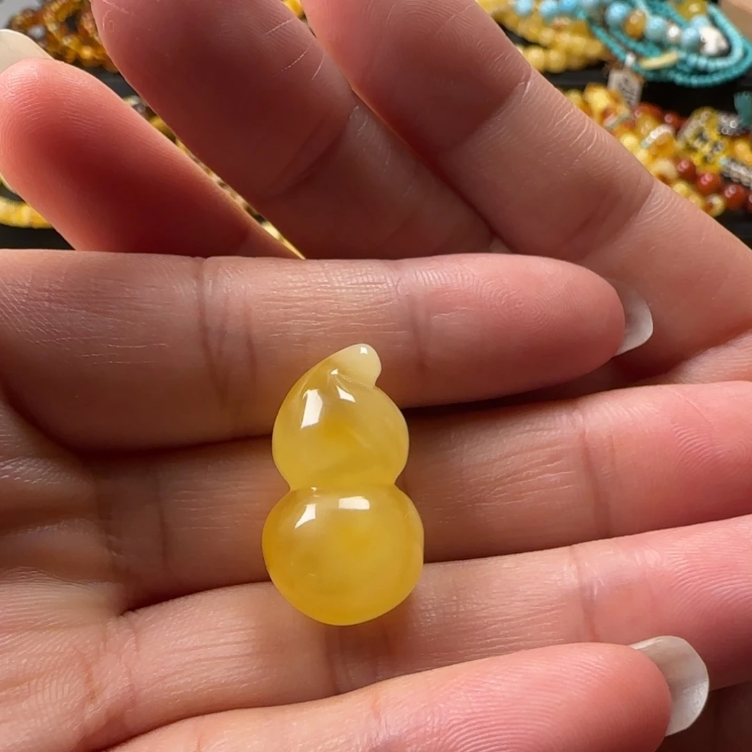 蜜蜡颈饰未镶嵌蜜蜡葫芦吊坠