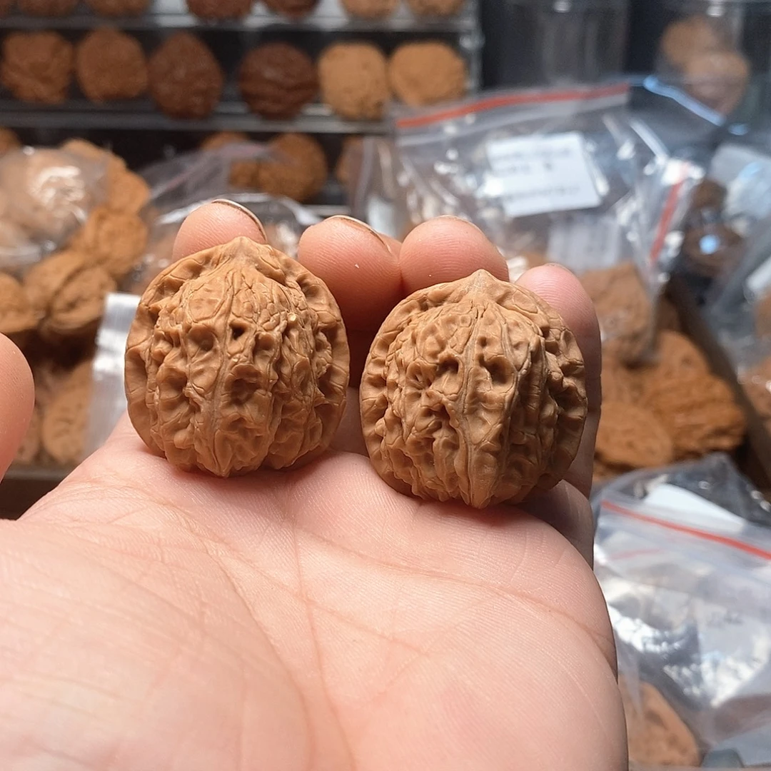 文玩核桃火麒麟34-271