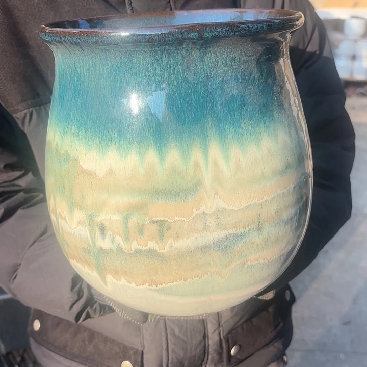 红陶山水画口径22高度25