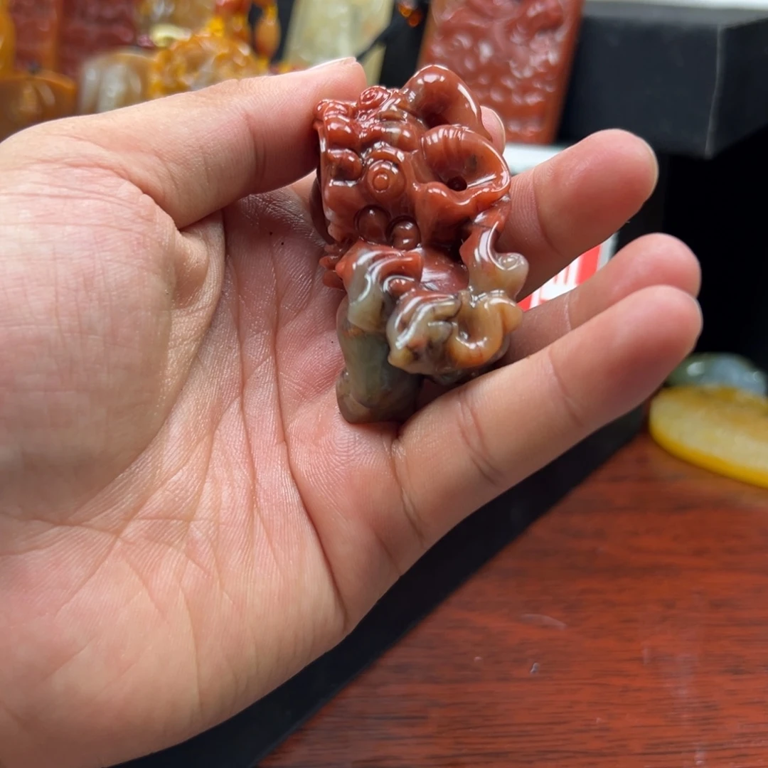 石英质玉（黄龙玉）未镶嵌多样性发货，发其一