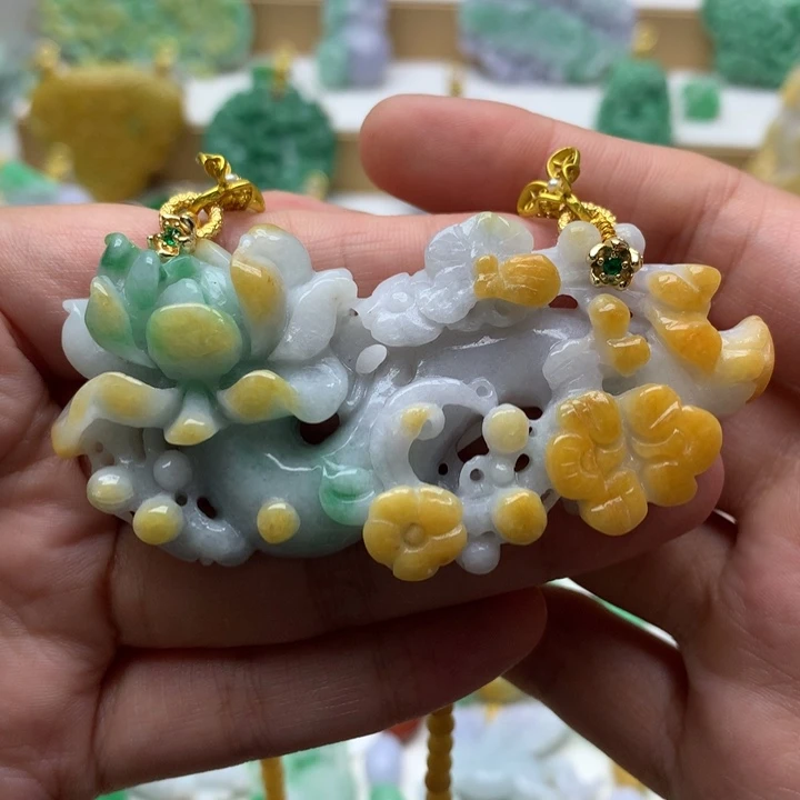 颈饰未镶嵌翡翠翡翠