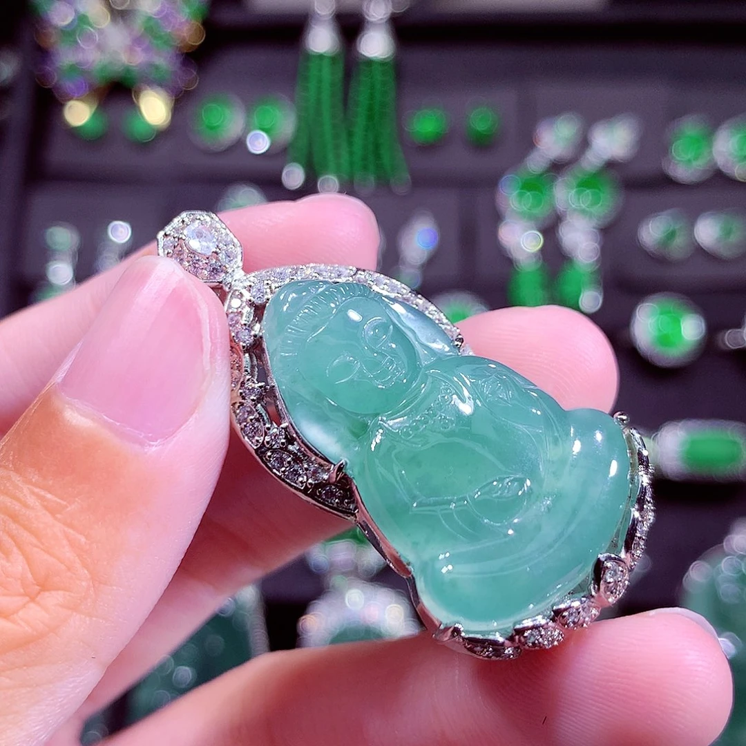 颈饰未镶嵌翡翠天然