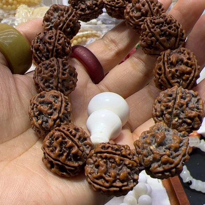 核桃手串/手链大白葫芦winh surng zk