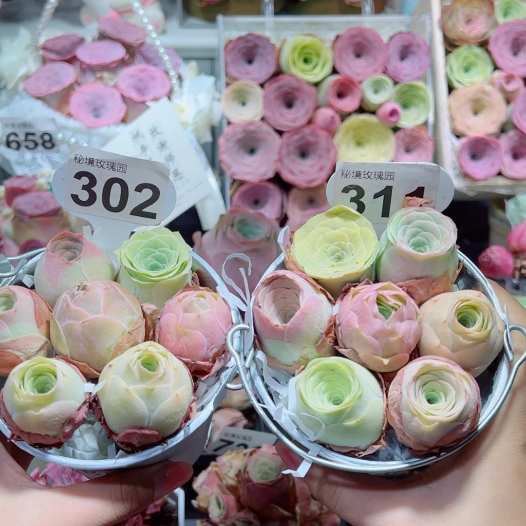 上***Y301➕311两桶玫瑰。