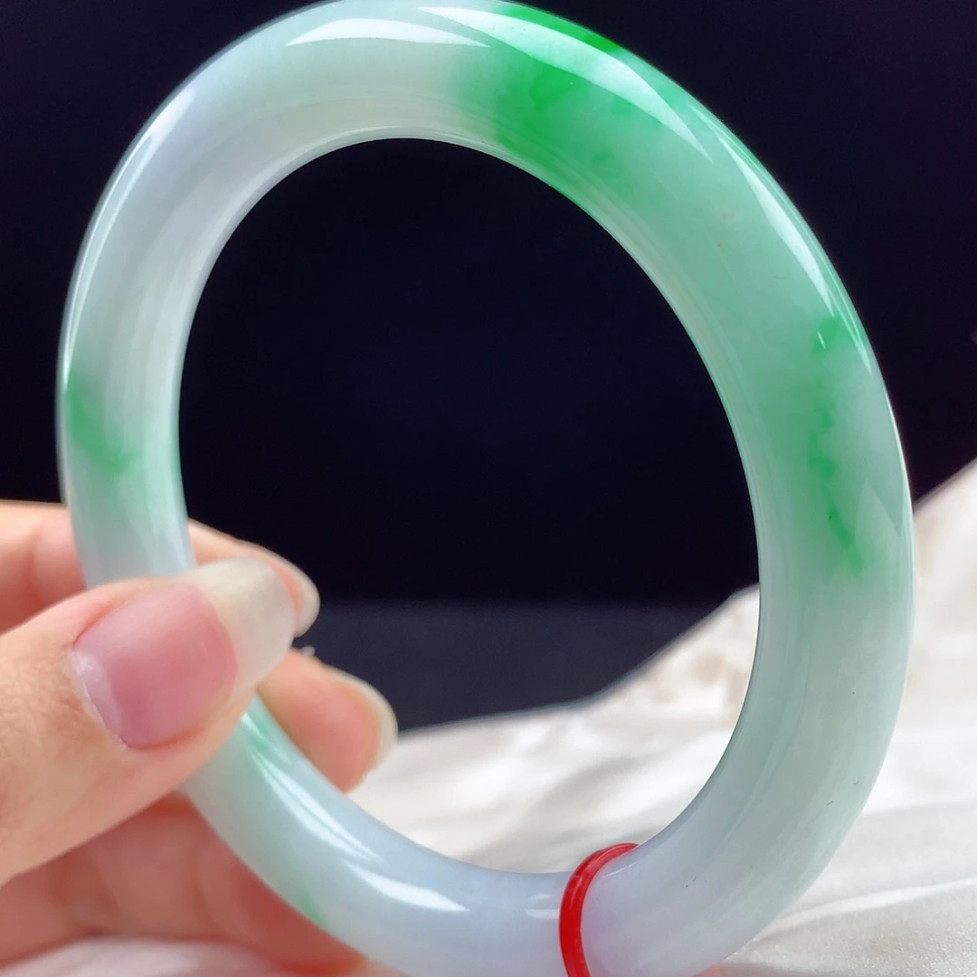 未镶嵌手镯翡翠97083，