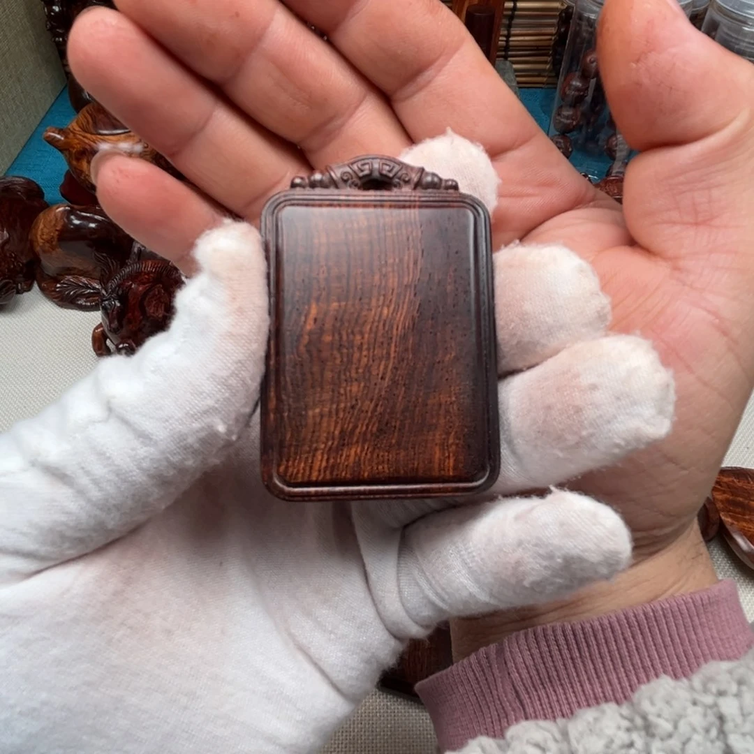 黄花梨/降香黄檀把件有**藏牌…..