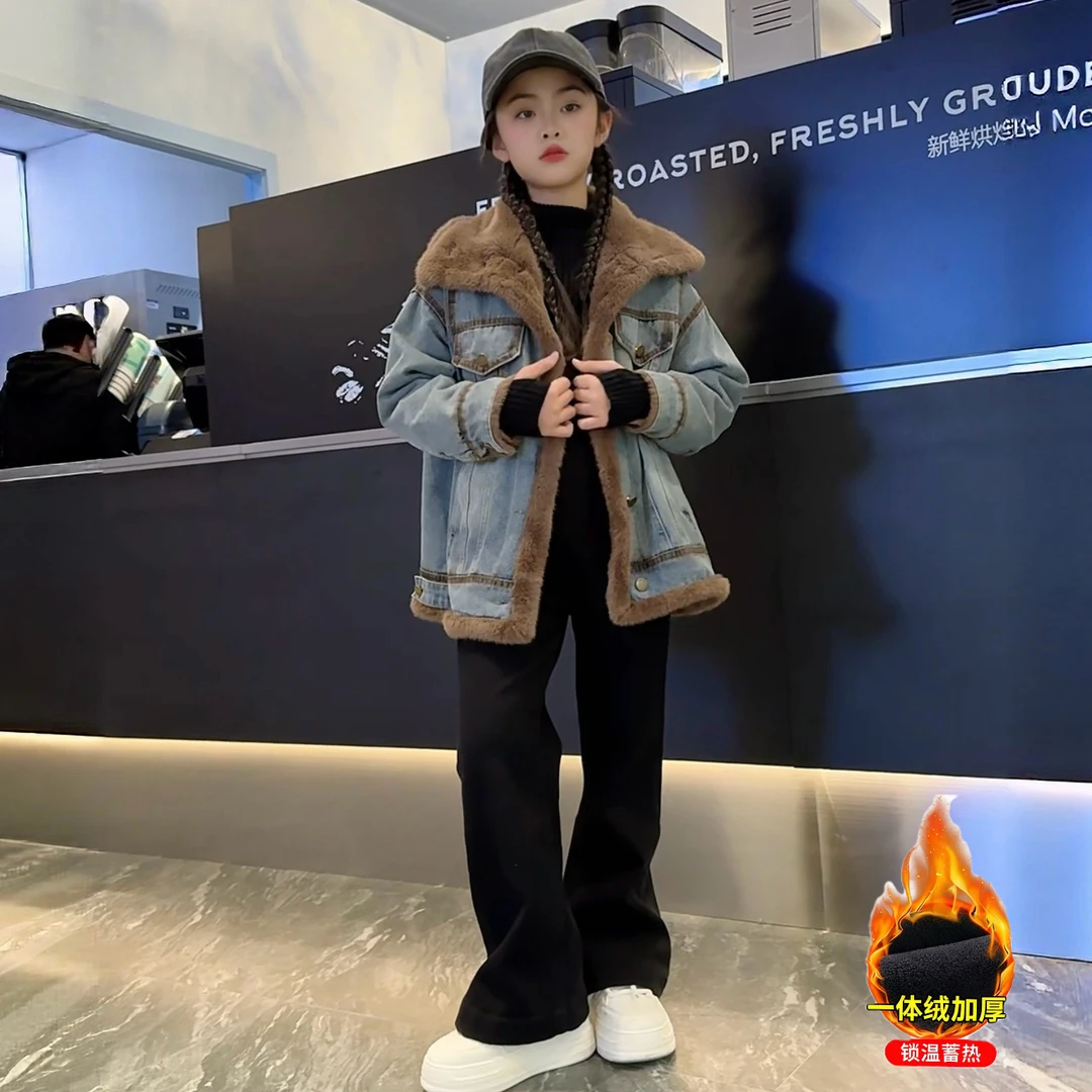 女童冬季新款加厚复古牛仔外套洋气加绒喇叭裤两件