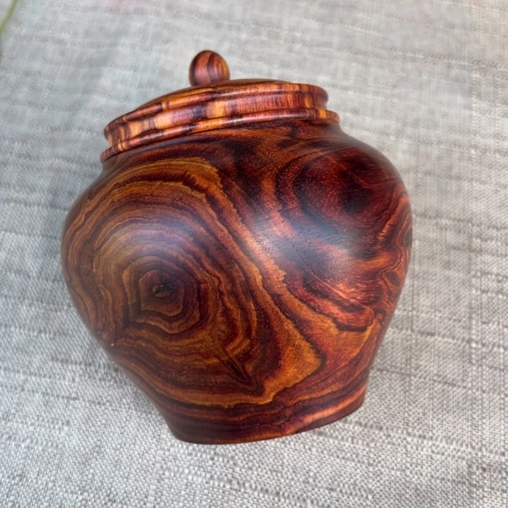 黄花梨/降香黄檀把件璀**光