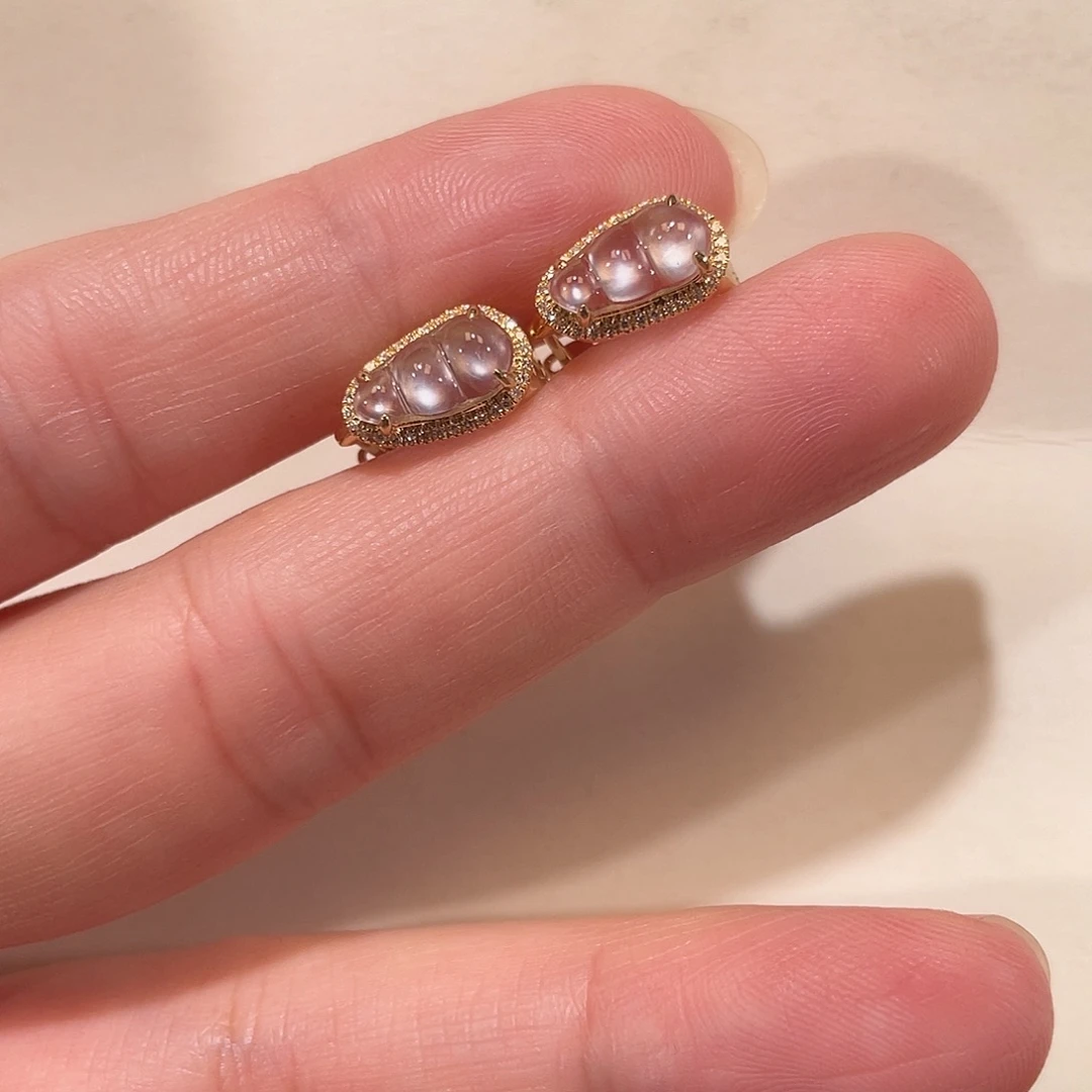 翡翠18K金镶嵌耳饰南非钻