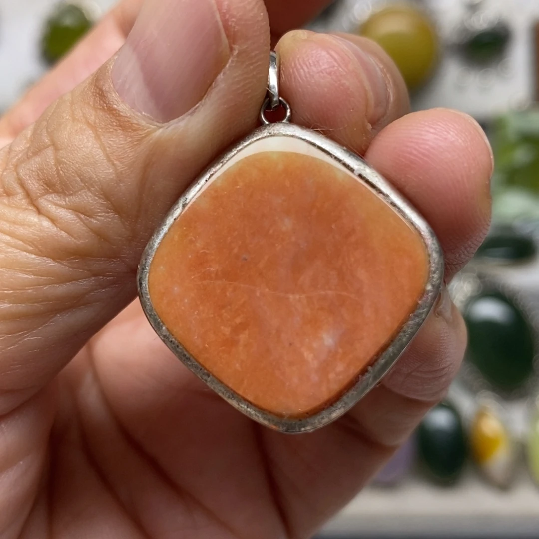 蛇纹石玉银S925镶嵌吊坠