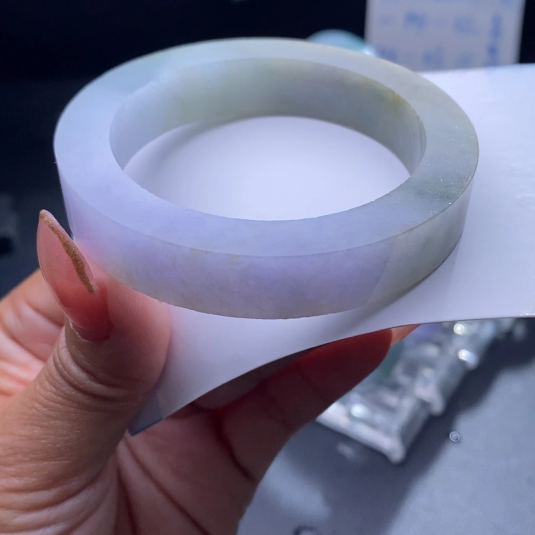 定制翡翠未镶嵌翡翠手镯