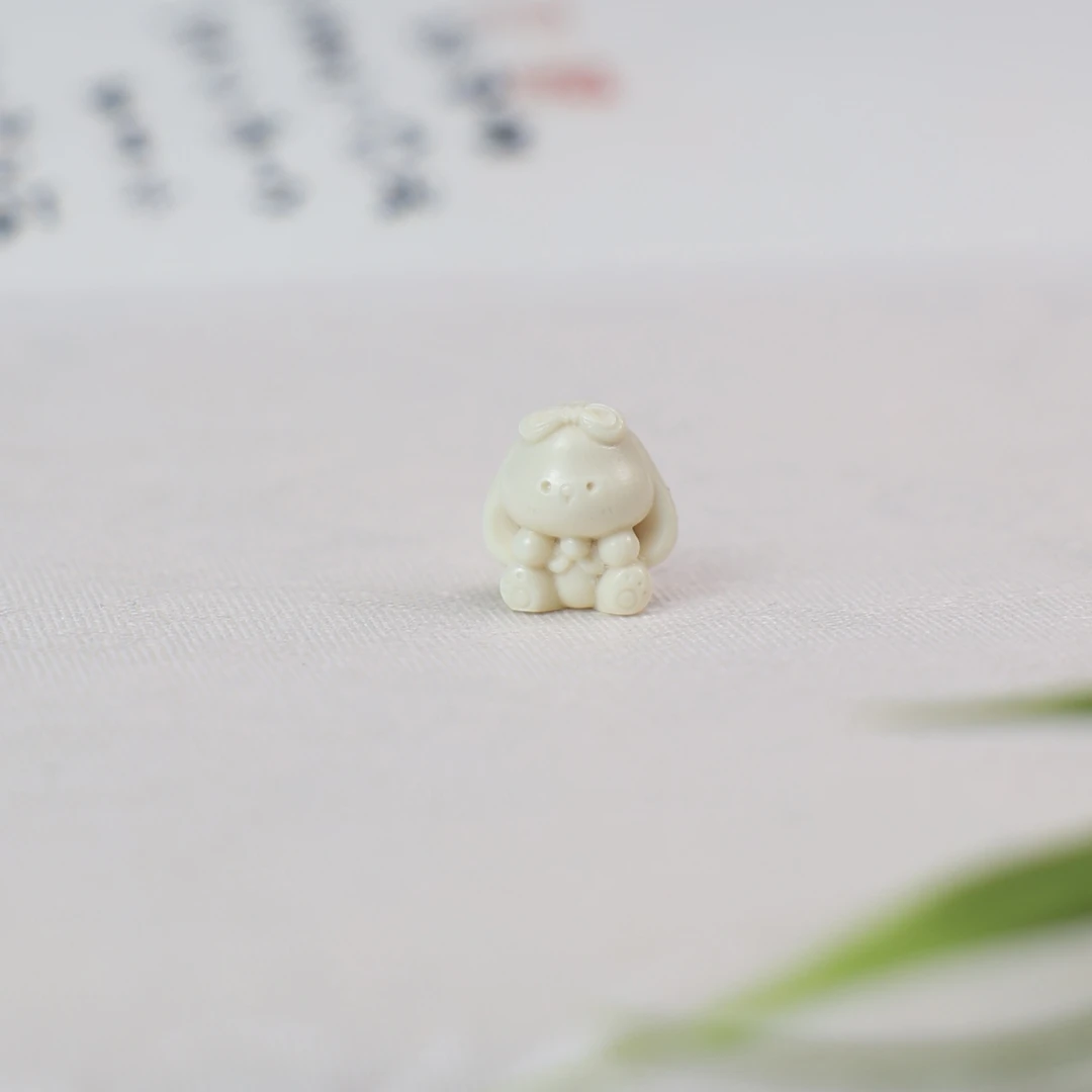 B0101天然猛犸牙精品冰白料百搭吊坠