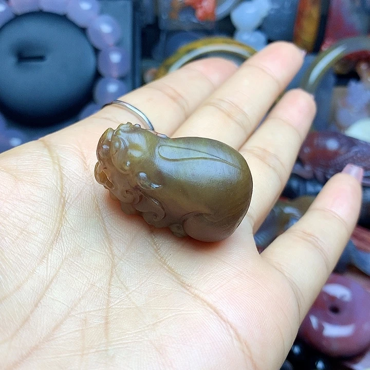 未镶嵌吊坠(不含链)硅化玉