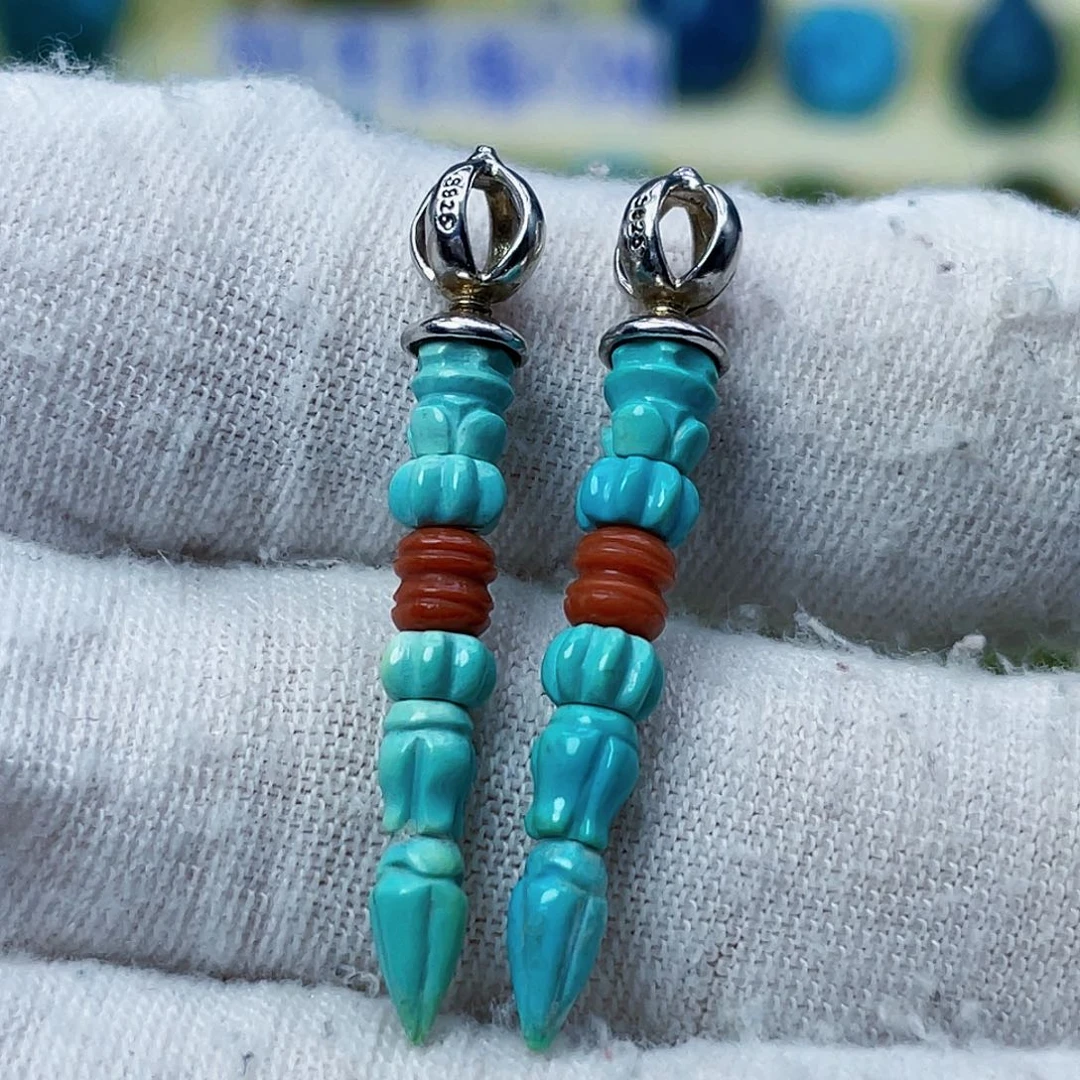 绿松石颈饰未镶嵌